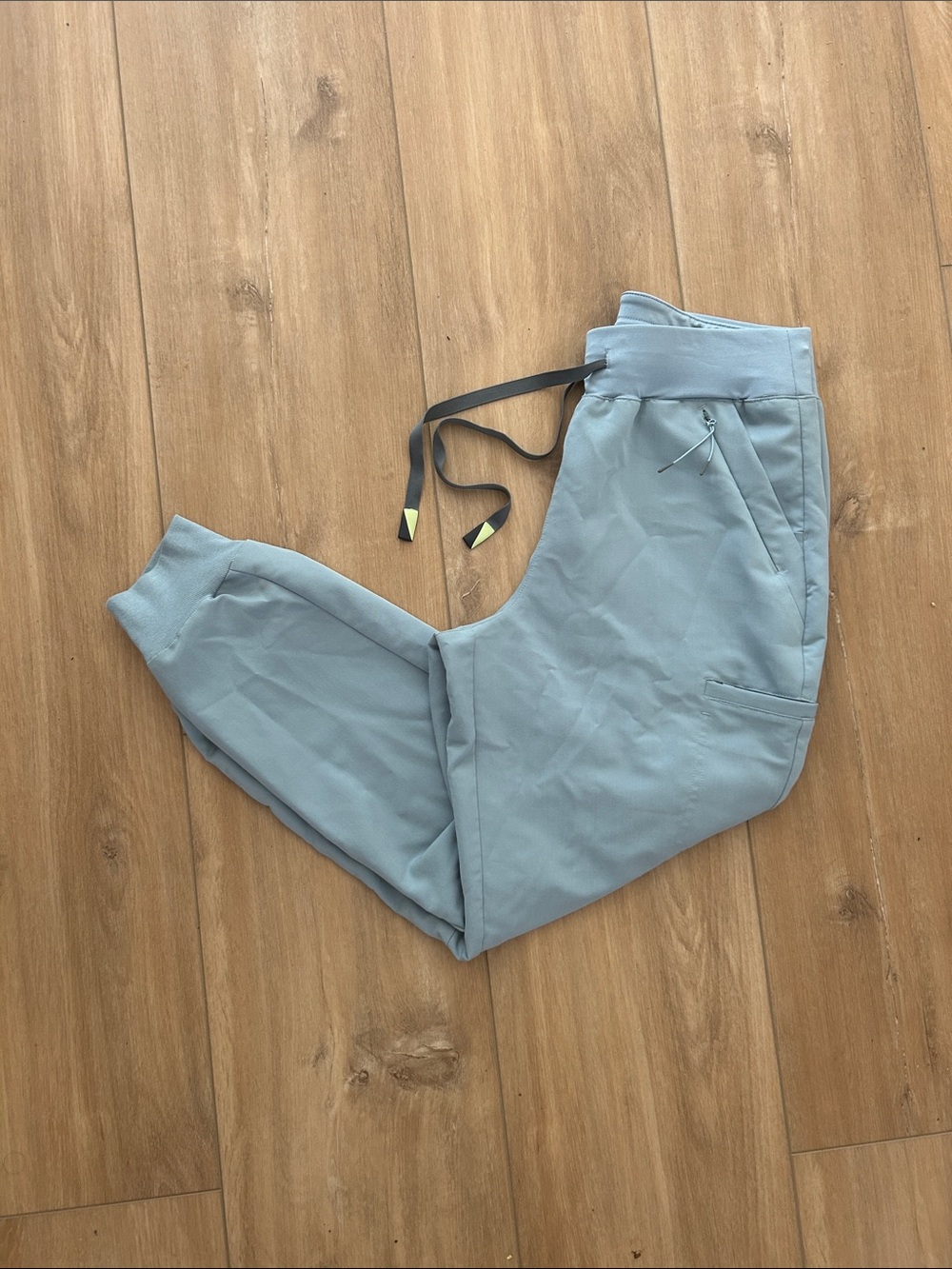 Figs Women's MP scrub Joggers in Light Blue